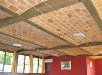controsoffitto stile rustico